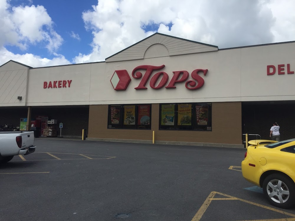 The exterior of Tops Friendly Markets, Chittenango
