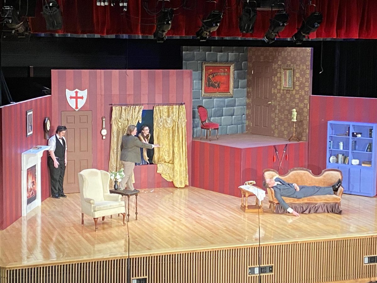 Fall Play: The Play that Goes Wrong