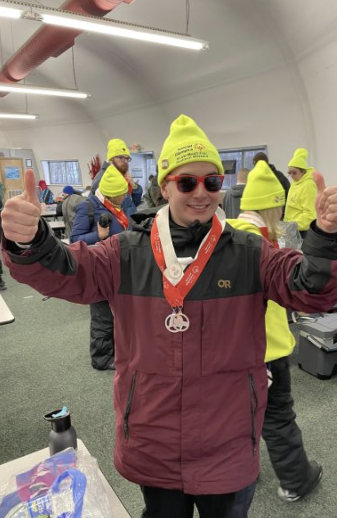 AJ’S Snowshoeing Competition